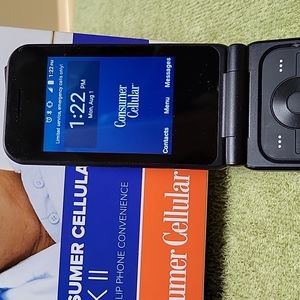 Consumer Cellular link II classic flip phone